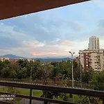 דירה Panimis